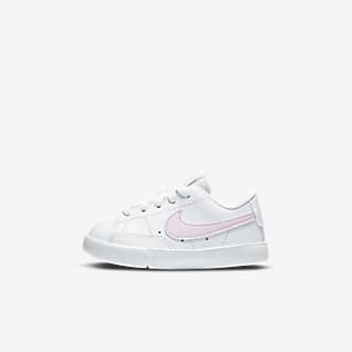 white nike shoes for babies