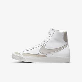 Nike Blazer Mid '77 SE Genç Çocuk Ayakkabısı