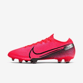 red nike soccer shoes