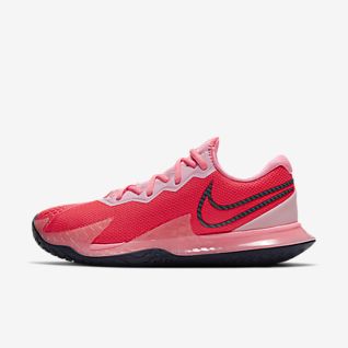 Red Tennis Shoes. Nike SG