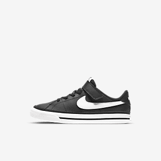 black nike trainers very