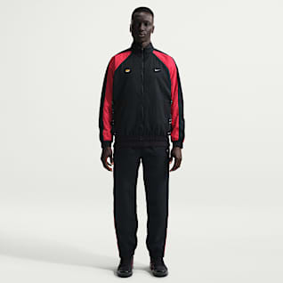 Black/University Red
