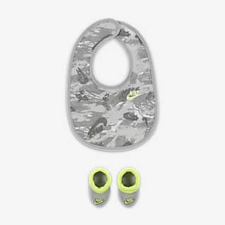 Nike Conjunto de babero y calzado para bebés