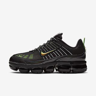 black vapormax junior
