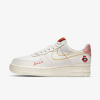 حليب سعودي صغير Nike Air Force 1 Shoes. Nike.com حليب سعودي صغير
