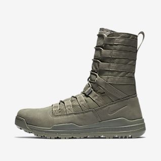 Mens Cold Weather Shoes. Nike.com