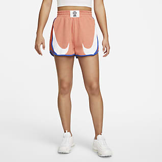Nike Sportswear Circa 50 กางเกงขาสั้นเอวสูงผู้หญิง