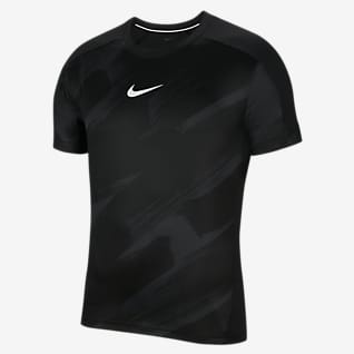 Nike Dri-FIT Sport Clash เสื้อเทรนนิ่งแขนสั้นผู้ชาย