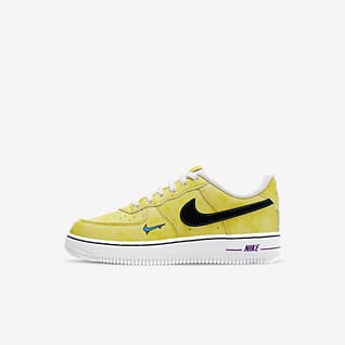 nike with yellow