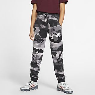 nike camo joggers womens