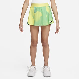 NikeCourt Dri-FIT Victory Tennisnederdel med print til større børn (piger)