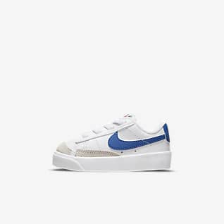 Size 4 infant nike shoes