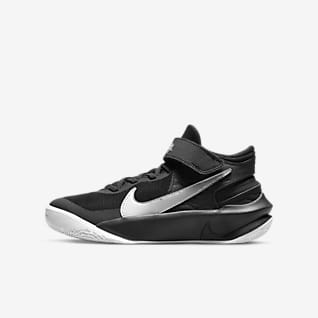 Nike Team Hustle D 10 FlyEase Basketbalové boty se snadným nazouváním a vyzouváním