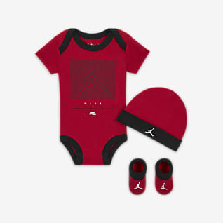 Jordan Baby (12-24M) Hat, Bodysuit and Booties Set