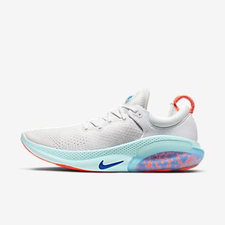 nike white color shoes