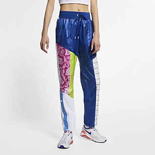 Kadin Seri Sonu Esofman Altlari Nike Tr