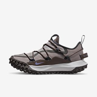 ACG Shoes. Nike IL