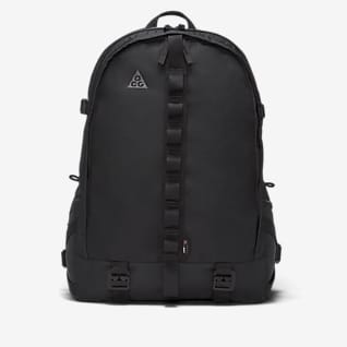 black nike backpack with laptop compartment
