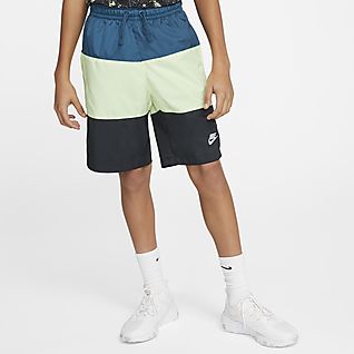 Niños Shorts. Nike CL