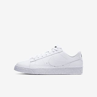 white nike shoes kids