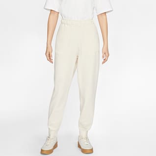 beige nike sweatsuit