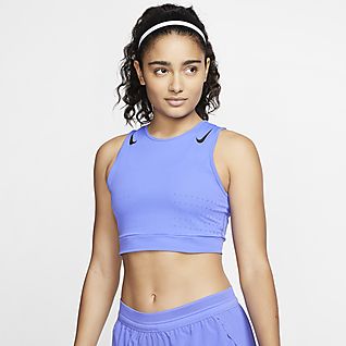 nike crop top outfits
