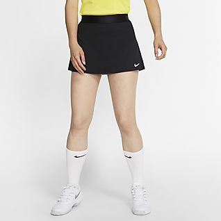black tennis skirt outfit
