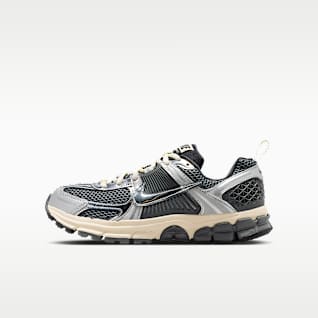 Iron Grey/Metallic Silver/Coconut Milk/Chrome