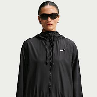 Black/Sail