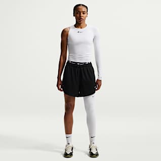 Black/White