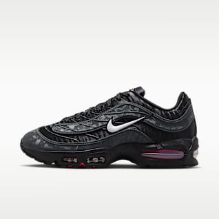 Black/University Red/Dark Smoke Grey/White