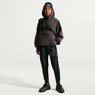 Black/Black/Black