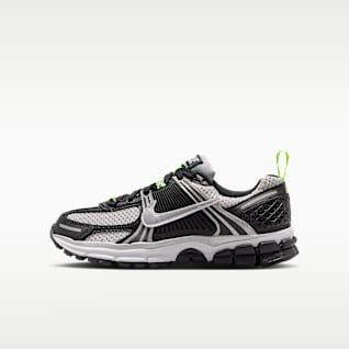 Black/Photon Dust/Volt Ice/Metallic Silver