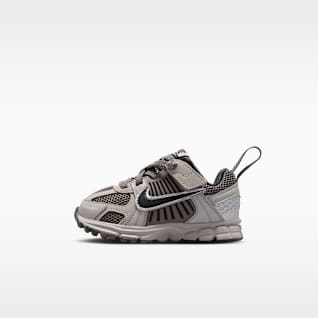 College Grey/Cave Stone/Metallic Silver/Black