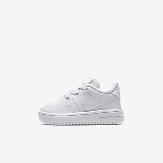 toddler nike shoes white