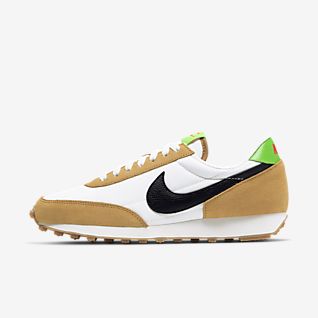 beige color nike shoes