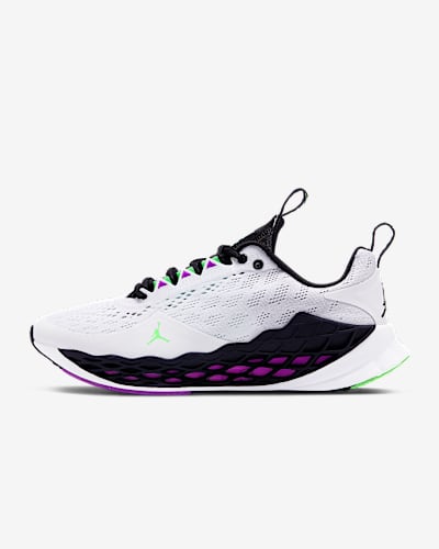 Jordan zoom trunner advance clearance