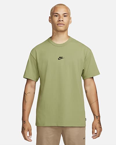 mens green nike shirt