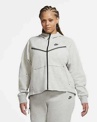 white nike tech suit