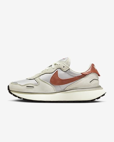 Check out the best chunky sneaker styles by Nike. Nike VN