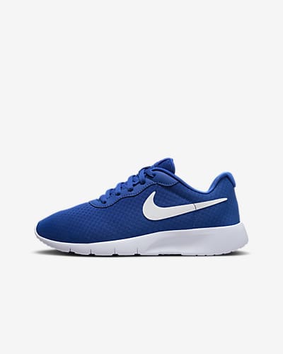 Nike tanjun myntra store