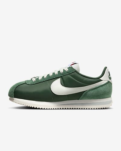 NIKE Women Pink CLASSIC CORTEZ Sneakers Running Shoes For Women - Buy NIKE  Women Pink CLASSIC CORTEZ Sneakers Running Shoes For Women Online at Best  Price - Shop Online for Footwears in India