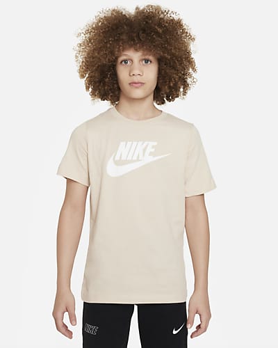  Nike Boys' Sportswear Graphic T-Shirt : Clothing, Shoes &  Jewelry