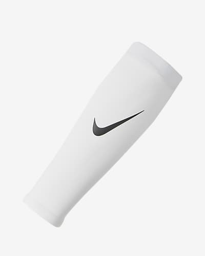 capítulo Facturable ellos Sleeves & Armbands Football. Nike.com