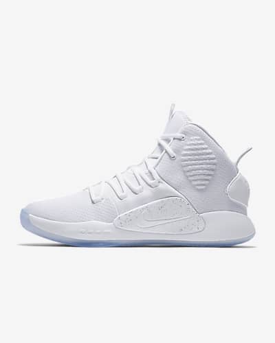 Hyperdunk Basketball Shoes. Nike IN