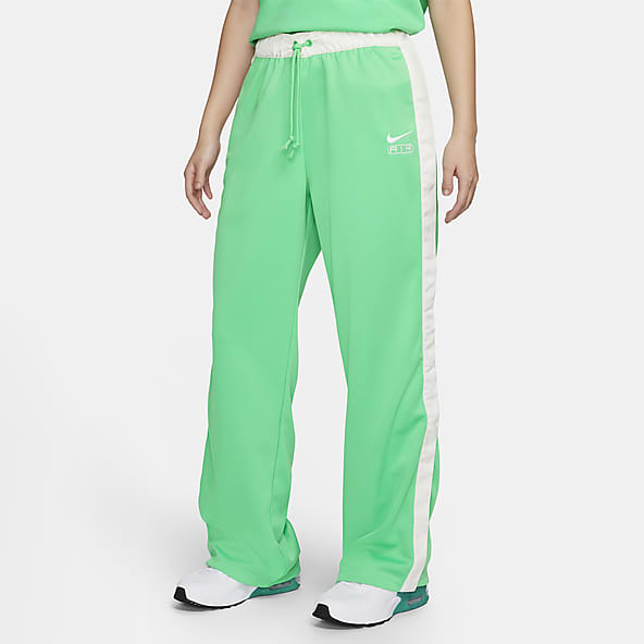 Womens Sportswear Green Pants. Nike JP