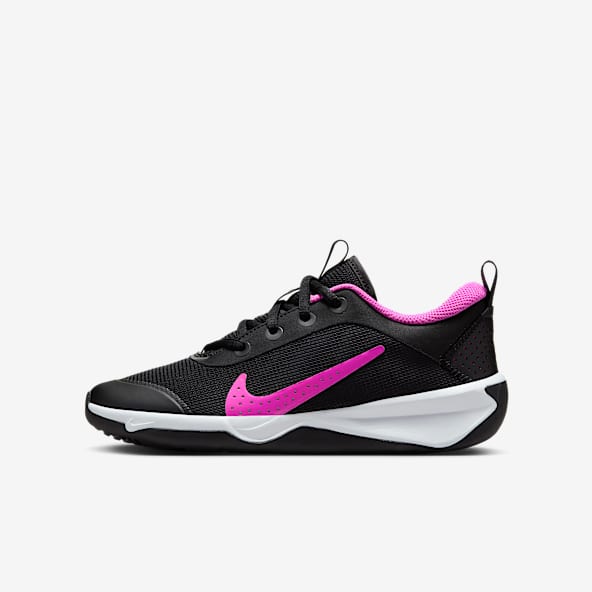 Nike Omni Multi-Court Older Kids' Indoor Court Shoes