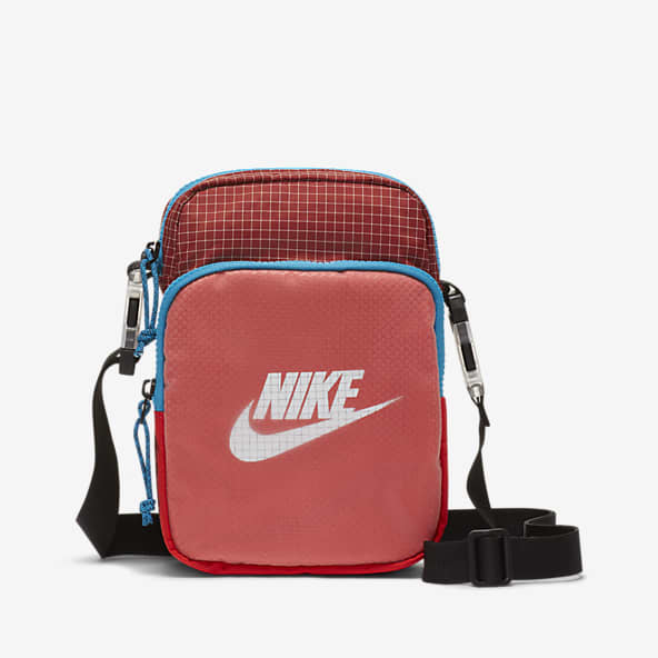 have a nike day fanny pack