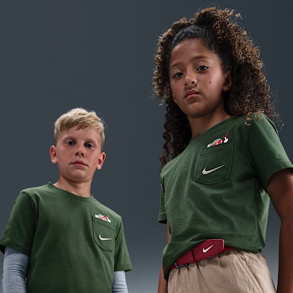 Nike Sportswear เสื้อยืดเด็กโต