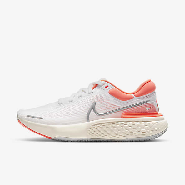 white and grey womens nike shoes